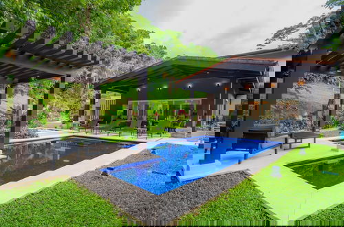 Photo 30 - - Casa Cenizaro Six Bedroom Private Pool Family