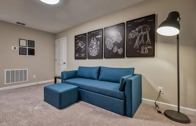 New Chic Modern Home in Prime Location - Foto 22