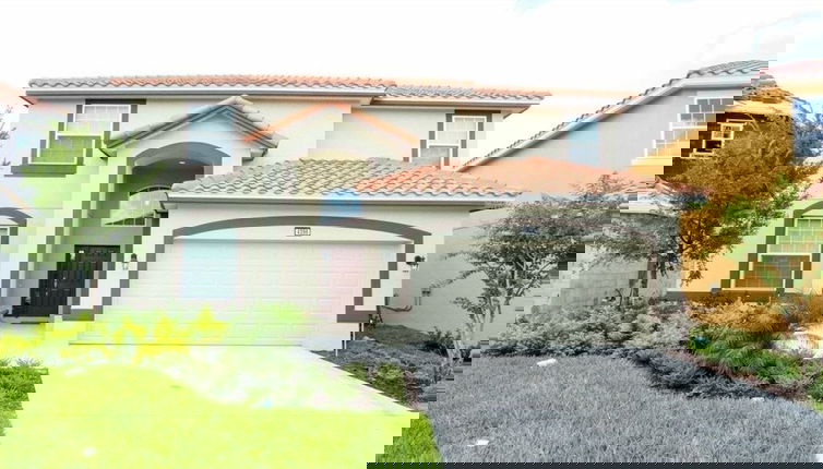 Foto 1 - Solterra Resort 6 Bed Pool Spa Game Room 6 Bedroom Home by Redawning