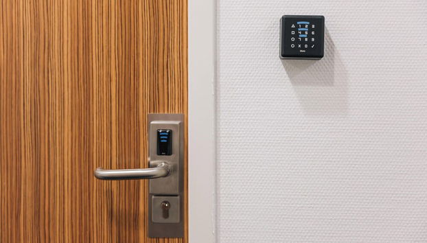 Check-in-/Check-out-Schalter