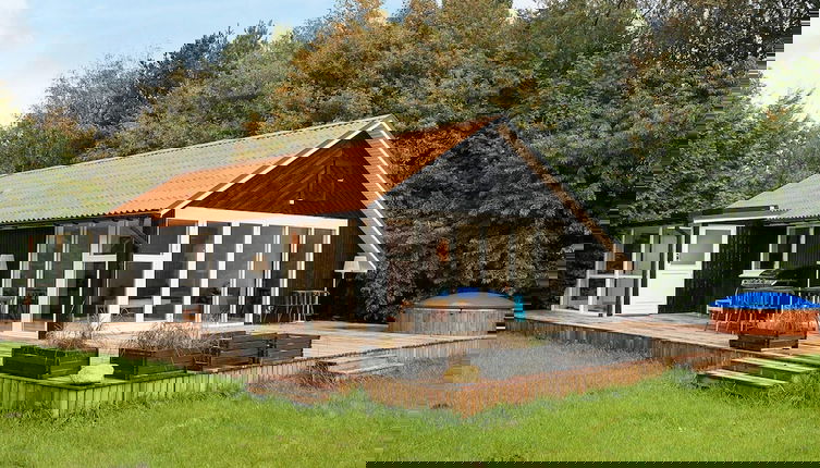 Foto 1 - 8 Person Holiday Home in Oksbol