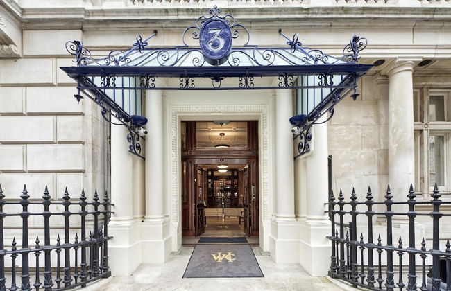 Historic Whitehall Flat in SW1 by Underthedoormat - Foto 15
