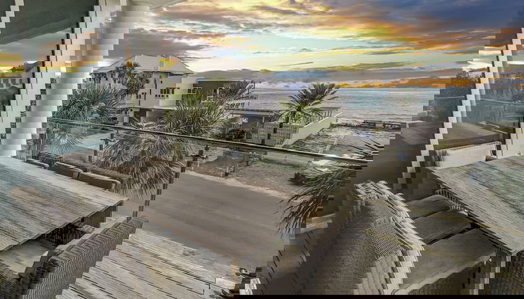 Foto 1 - Amazing Gulf Views #203 Viridian At Seagrove Luxury 1 Beach Set Included 3br/3.5ba Slp 8 3 Bedroom Condo by RedAwning