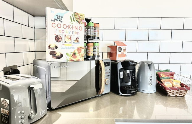 Perfect Stay for Contractors & Families - Sleeps 7 - Foto 9