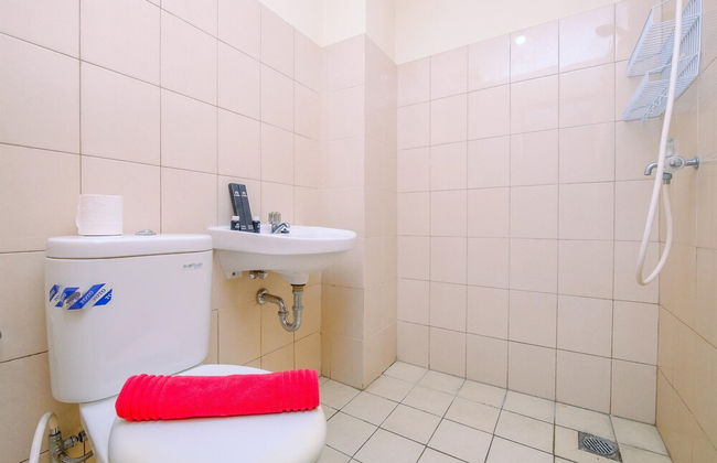 Comfortable And Warm 2Br At Tifolia Apartment - Foto 16