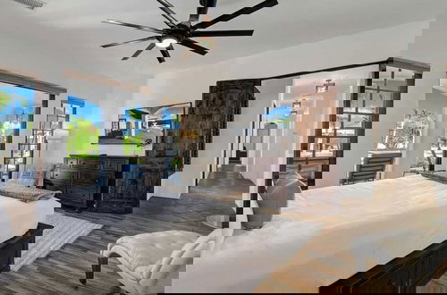 Photo 32 - Villa Toscana by Avantstay Palatial Villa With Spa, Pool, Theater & Game Room! Permit#4769