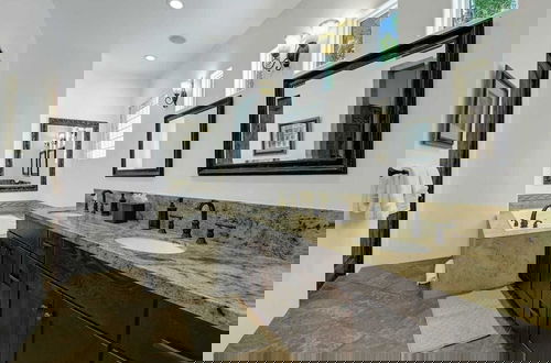 Photo 12 - Villa Toscana by Avantstay Palatial Villa With Spa, Pool, Theater & Game Room! Permit#4769