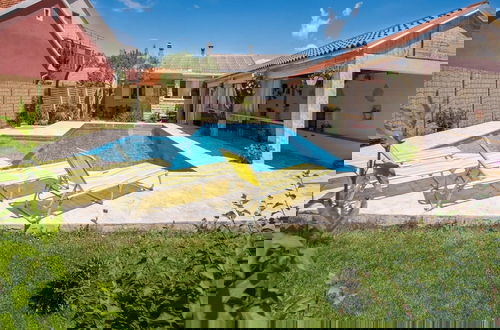 Photo 25 - Holiday Home Velini Dvori