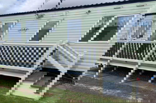 Foto 10 - Immaculate 2 Bedroom Caravan in Ingoldmells,