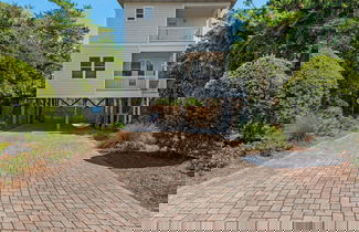 Foto 1 - Stunning 4 Bd/4.5 BA - Free Wifi - Easy Walk to Beach