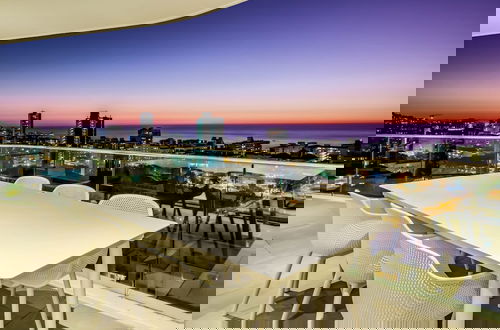 Foto 69 - Penthouse in Sea Point With Unbelievable Views Attique Vue
