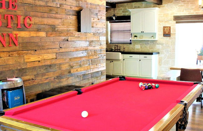The Rustic Inn- Family Friendly Near Fiesta Texas - Foto 1