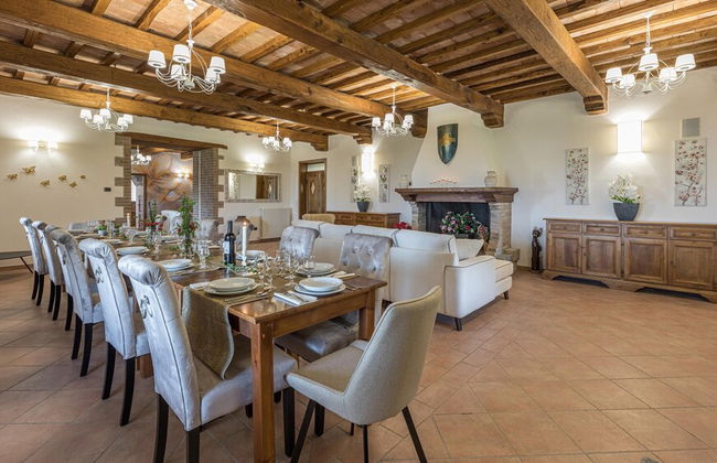 Tenuta Montiepoli 12 3 Emma Villas - Photo 2