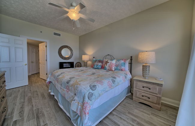 Marvelous Condo with Beachside Pool and Free Poolside WiFi - Unit 0902 by RedAwning - Foto 2
