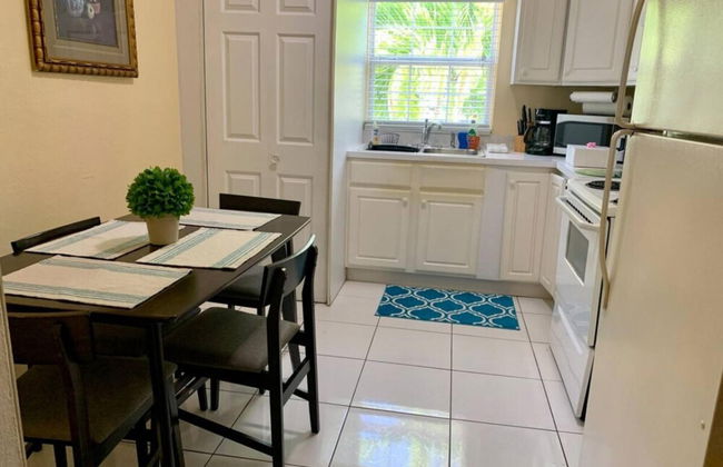 S2B Blue Pavilion - Beach Transfers Meals Tours Island Retro Chic - Foto 1