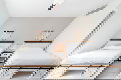Foto 8 - Casa Los Mares Ocean Front Penthouse 2 Bedroom Condo by RedAwning