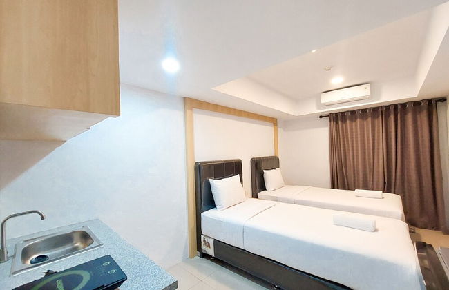 Homey And Comfortable Studio At De Prima Apartment - Foto 2