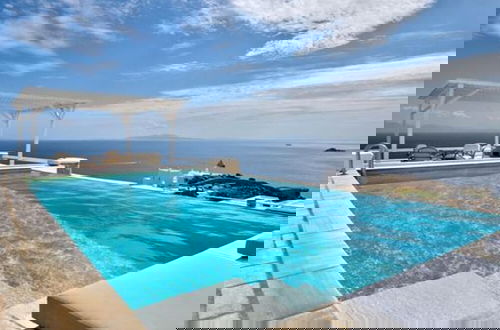 Foto 18 - Stunning Villa With Panoramic View