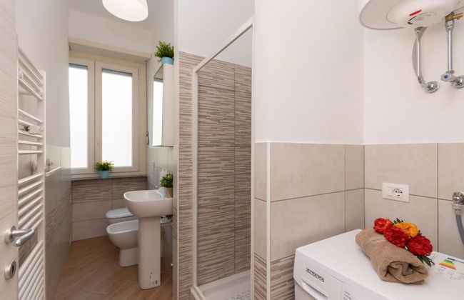 Cialdini Apartment Close to the City Center by Wonderful Italy - Foto 9