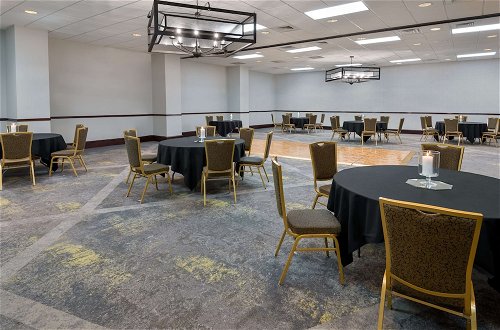 Photo 62 - Embassy Suites by Hilton Dallas Park Central Area