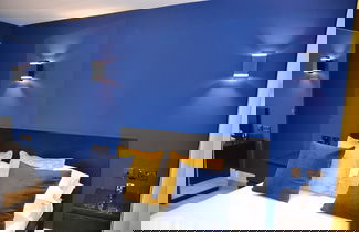 Photo 13 - Sky City Apartments