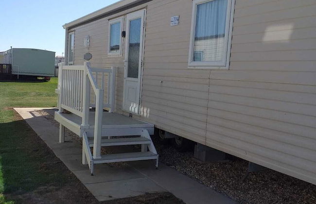 Captivating 2-bed 6 Berth Caravan in Ingoldmells - Foto 16