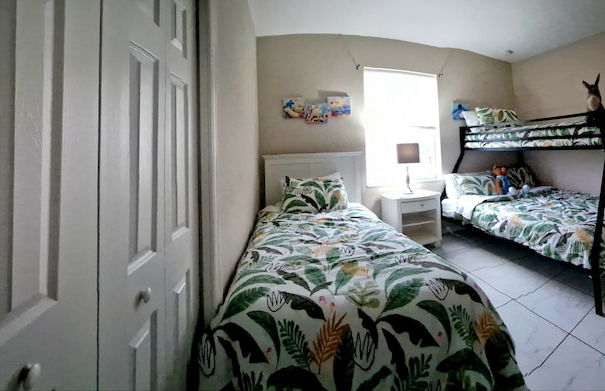 Beautiful 4 Bed Villa in Orlando Sleeping 10 - Foto 14
