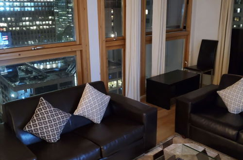 Photo 14 - Captivating 2-bed Apartment in Canary Wharf London