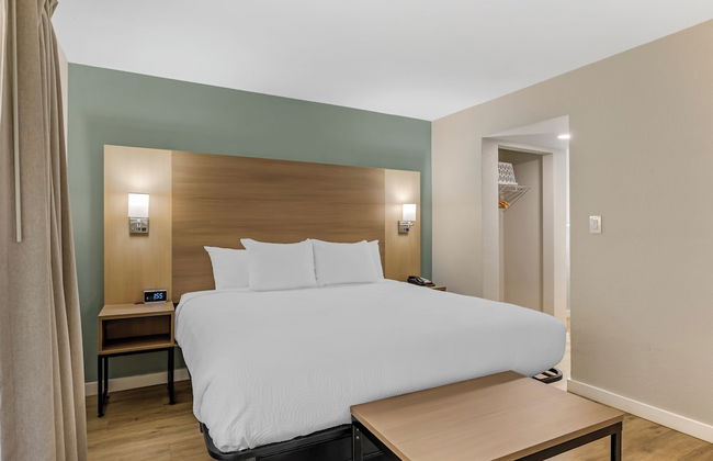 MainStay Suites Springfield South - Battlefield Rd - Photo 36