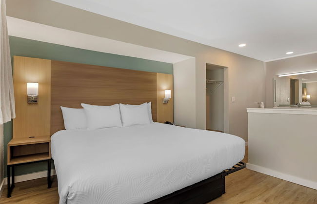 MainStay Suites Springfield South - Battlefield Rd - Photo 31