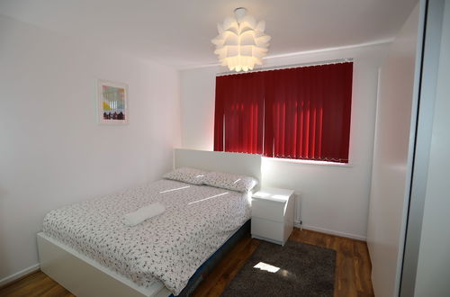 Foto 6 - Beautiful 3 Beds House - Thamesmead