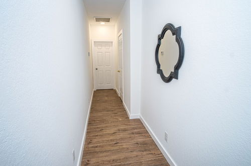 Photo 50 - Huge Remodeled 5BR 4BA House Sleeps 20 Downtown