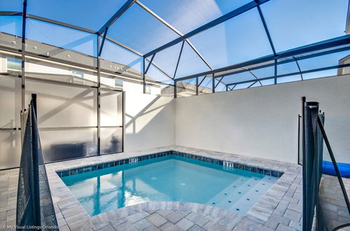 Photo 34 - 4 Bed Home Splash Pool at Solara