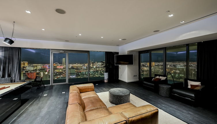 Photo 1 - StripViewSuites at Palms Place Penthouses