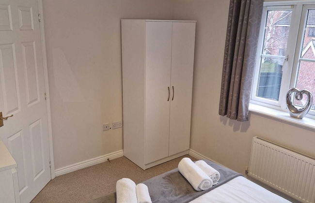 Dog Friendly - 4 Bed House - Sleeps 10 - Pool Table - Photo 6
