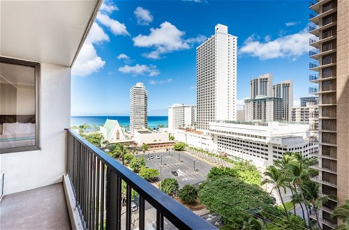 Foto 29 - Breezy 12th Floor Waikiki Condo with FREE Parking by Koko Resort Vacation Rentals
