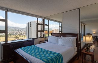 Photo 1 - 21st Floor Condo With View of Ko'olau Mountains and the Ala Wai Canal by Koko Resort Vacation Rentals