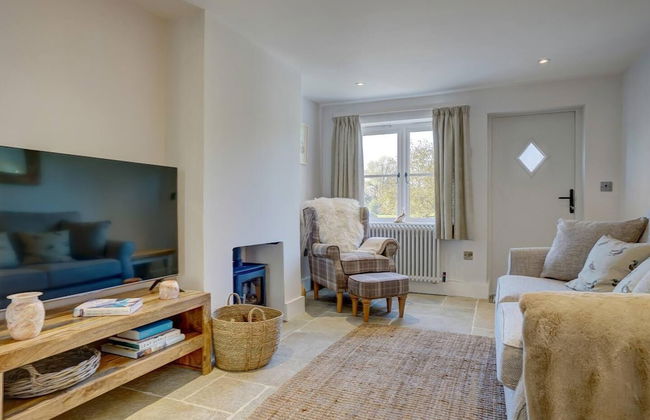Luxury 1 bed Cottage With hot tub and log Burner - Foto 12