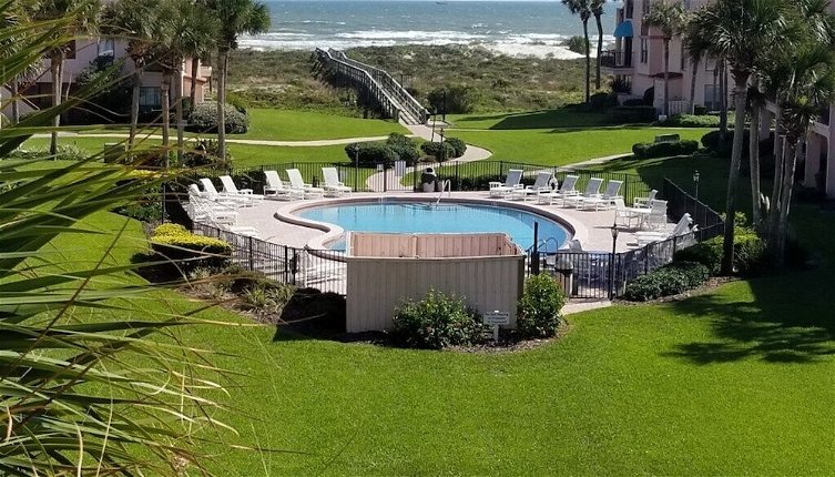 Photo 1 - Ocean View, 2 Balconies, 2 Pools - Sea Place 13238