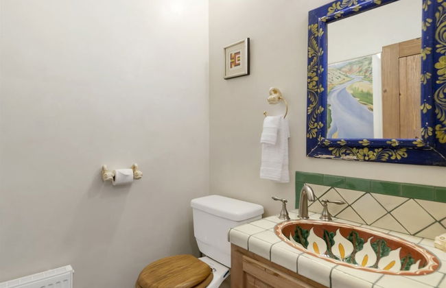 El Torreon - Exclusive Luxury Home, Nestled Next to Water and Trees - Photo 30