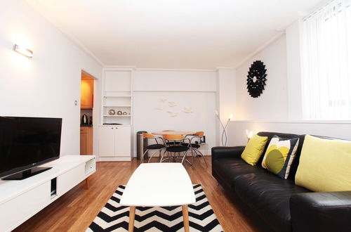 Photo 2 - Camden Serviced Apartments by Globe