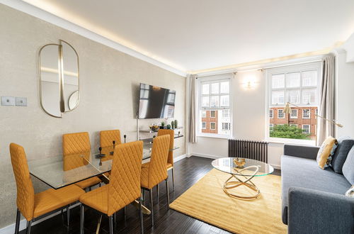 Photo 35 - Elegant 3 Bedrooms Apartment Near Hyde Park & Oxford St