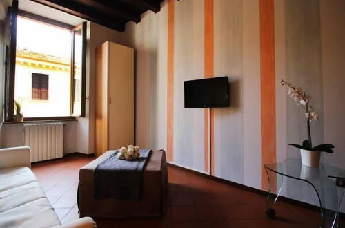 Photo 11 - Comfortable Apartment Cavour Square