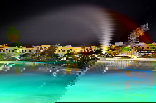 Photo 33 - Comfortable Apartment With AC Near the Beach