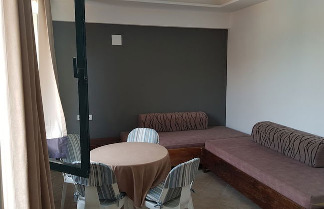 Poppy Apart Hotel - Photo 4