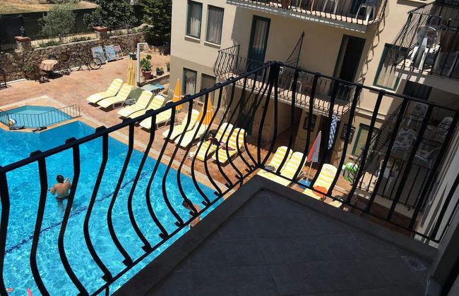 Poppy Apart Hotel - Photo 5
