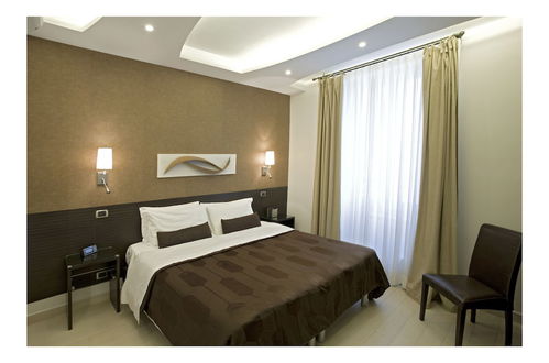 Photo 4 - Daphne Luxury Suites