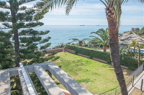 Photo 48 - Luxury Beachfront Villa in Tarragona TH 63