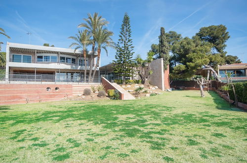 Photo 39 - Luxury Beachfront Villa in Tarragona TH 63