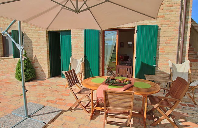 Cottage in Montelabbate With Pool & Forest - Photo 28